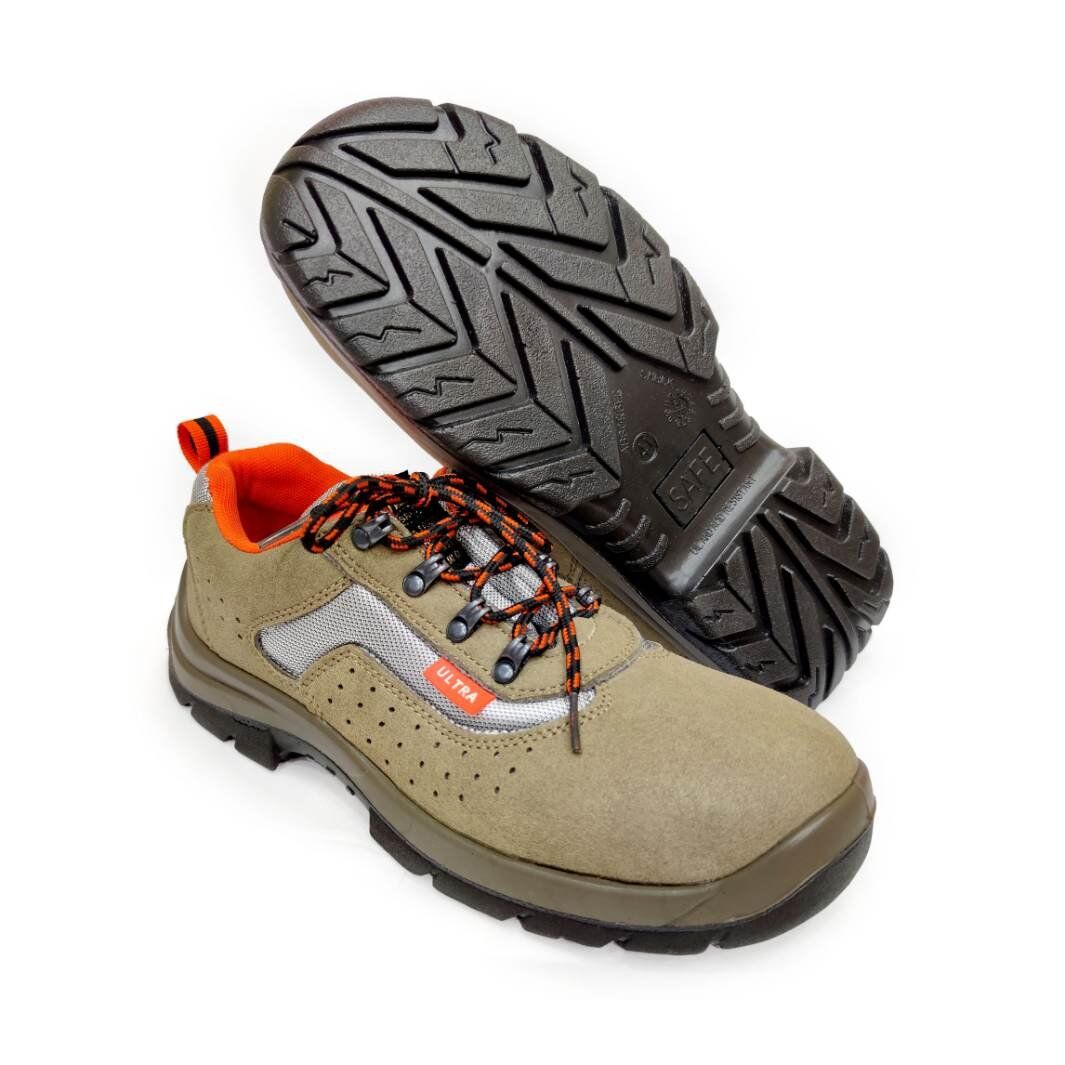 Ultra Safety Executive Shoes: Professional Style & Uncompromising Protection 2 Ultra Safety shoes executive